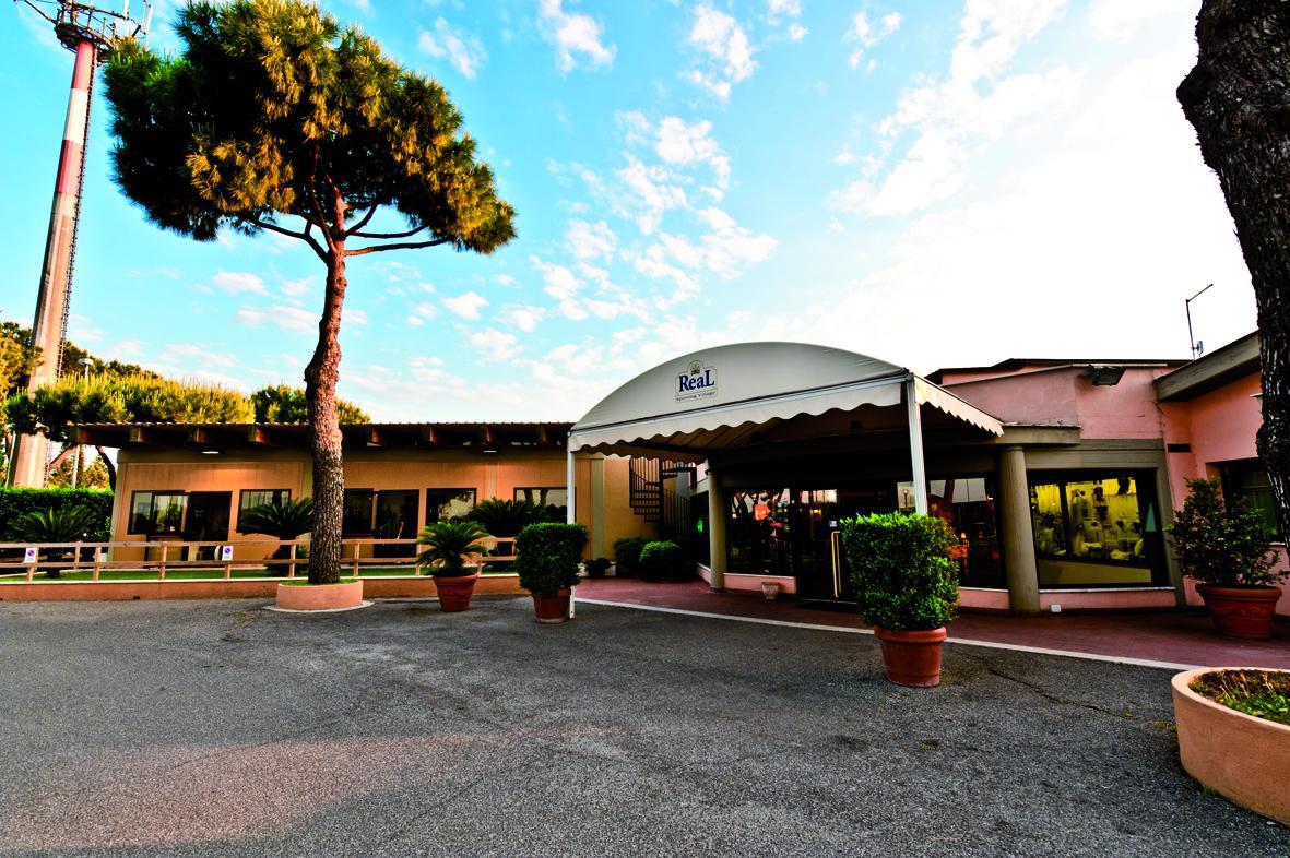 Real Village Roma - Rome — Foto 1
